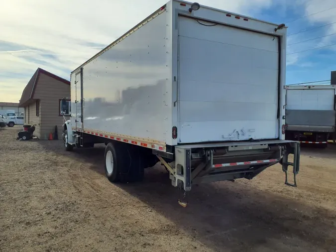 2019 FREIGHTLINER/MERCEDES M2 106