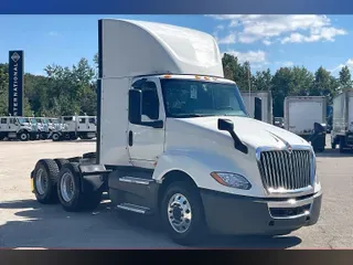 2022 INT LT625 6x4