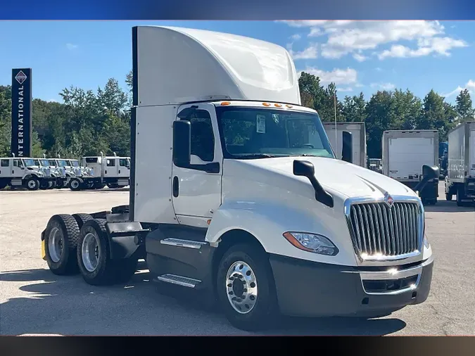 2022 INT LT625 6x4c6b22b4ade8e4b08aa406ba20802770e