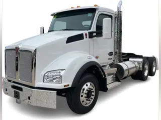 2026 Kenworth T880
