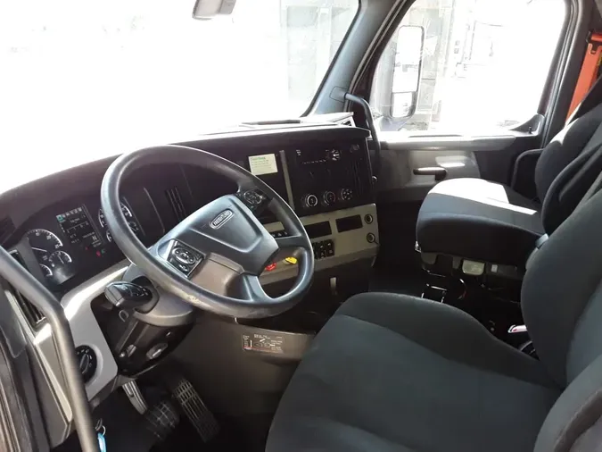2020 FREIGHTLINER NEW CASCADIA PX12664