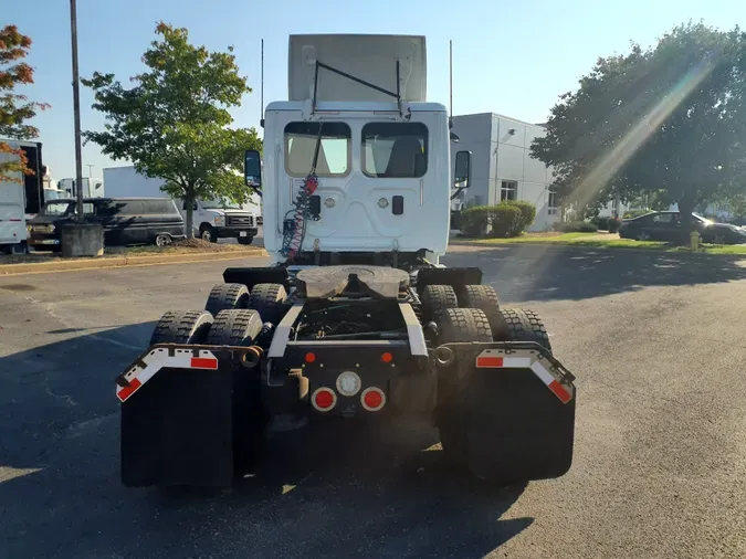 2017 FREIGHTLINER/MERCEDES CASCADIA 125