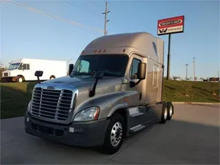 2017 Freightliner CASCADIA 125