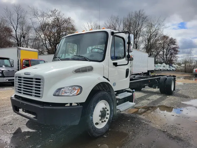 2018 FREIGHTLINER/MERCEDES M2 106c6b7a6af655e42c571b46c745994b3e6