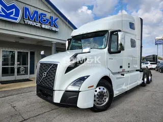 2024 VOLVO VNL64T760