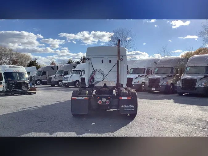 2020 Freightliner Cascadia 126c6ba57c480d9c709bcfcd5bd032f52dc