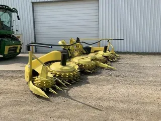 2016 John Deere 770