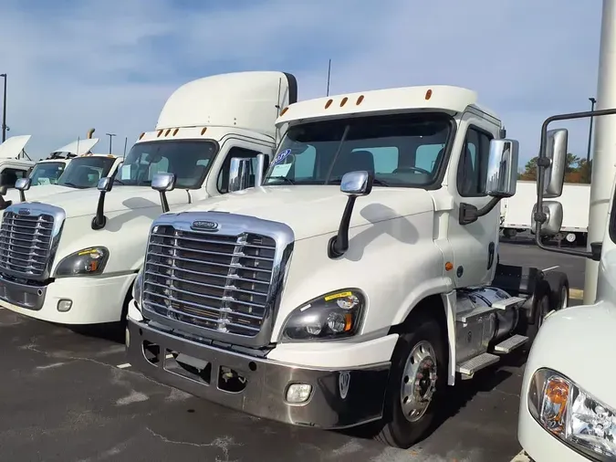 2019 FREIGHTLINER/MERCEDES CASCADIA 125