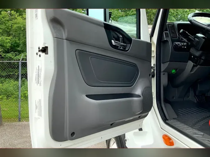 2021 INT LT625 6x4