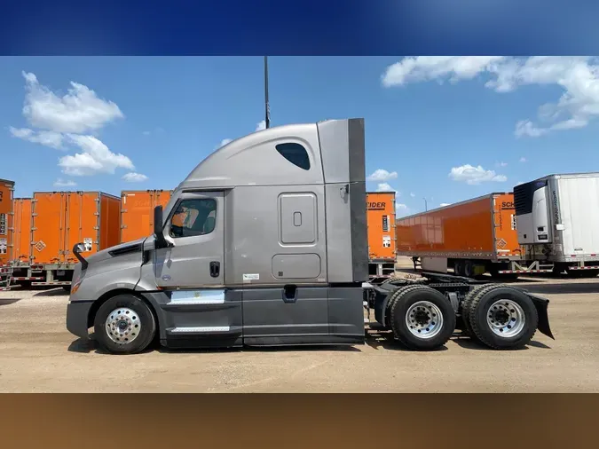 2024 Freightliner Cascadia 126c6c800641b992eec940d600b13f49d0e