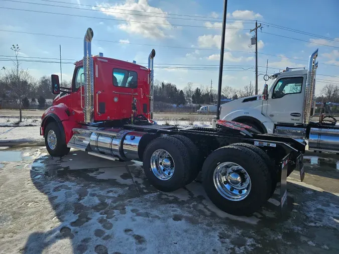 2026 Kenworth T880c6d31e1b4a8c79c46688f099a1928c33