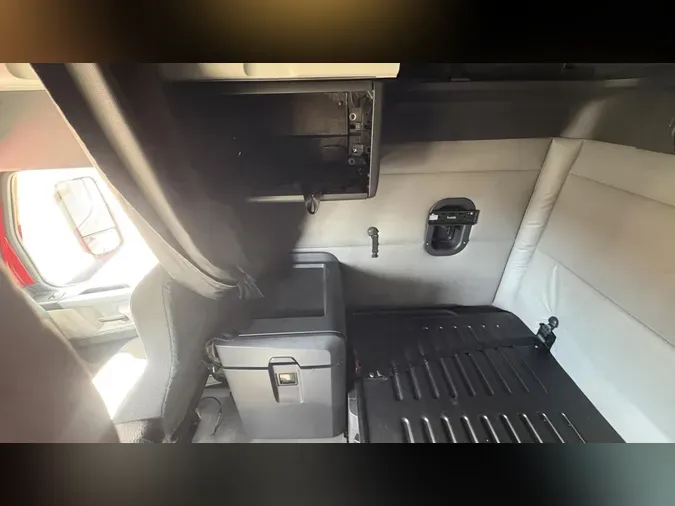 2022 Freightliner Cascadia