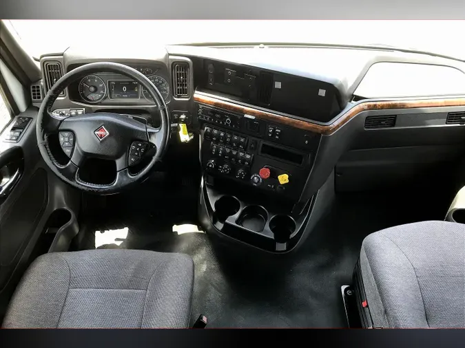 2021 INT LT625 6x4