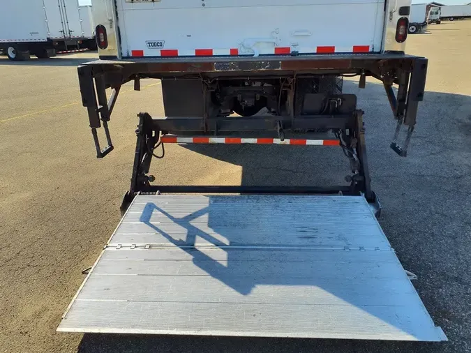 2018 FREIGHTLINER/MERCEDES M2 106