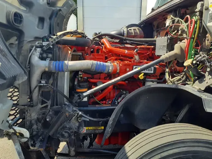 2019 VOLVO VNL64T-760