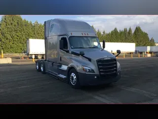 2020 Freightliner Cascadia