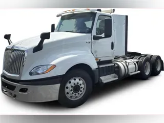 2021 International LT625