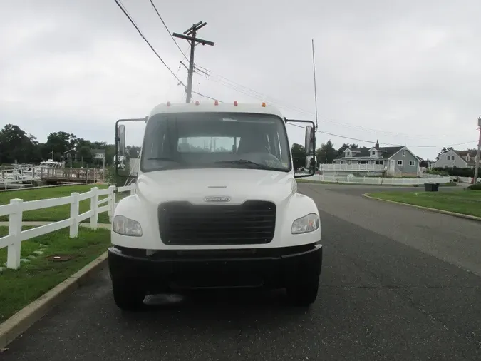 2017 FREIGHTLINER M2 CREW CAB