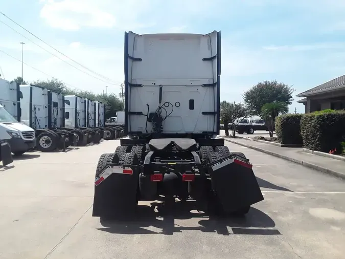 2022 NAVISTAR INTERNATIONAL LT625 SLPR CAB