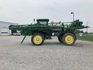 2014 JOHN DEERE R4038
