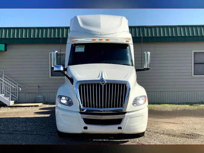 2023 INT LT625 6x4
