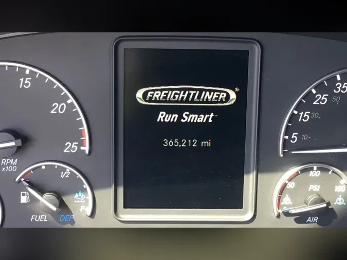 2022 Freightliner Cascadia 126c6df1ae2577beea1be80cfe65483357c