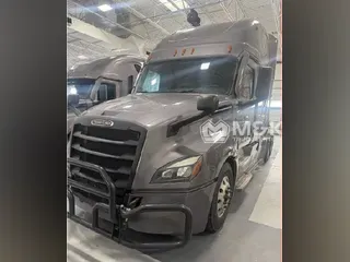 2022 FREIGHTLINER Cascadia 126