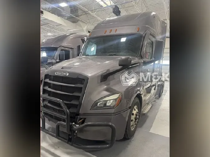 2022 FREIGHTLINER Cascadia 126c6e138aaf8a5dbc7d68a403032cfab5c