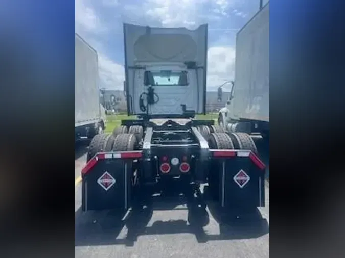2019 International LT625