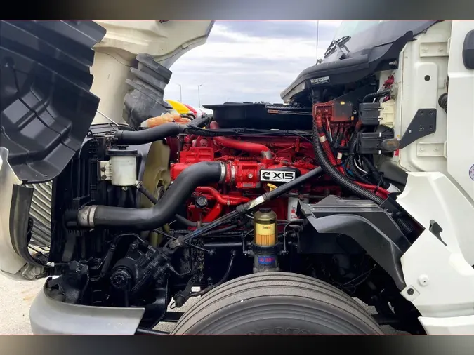 2019 INT LT625 6x4