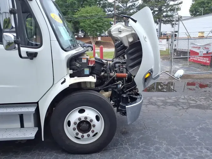 2020 FREIGHTLINER/MERCEDES M2 106c6e7f64e216e06a6971904f829490493