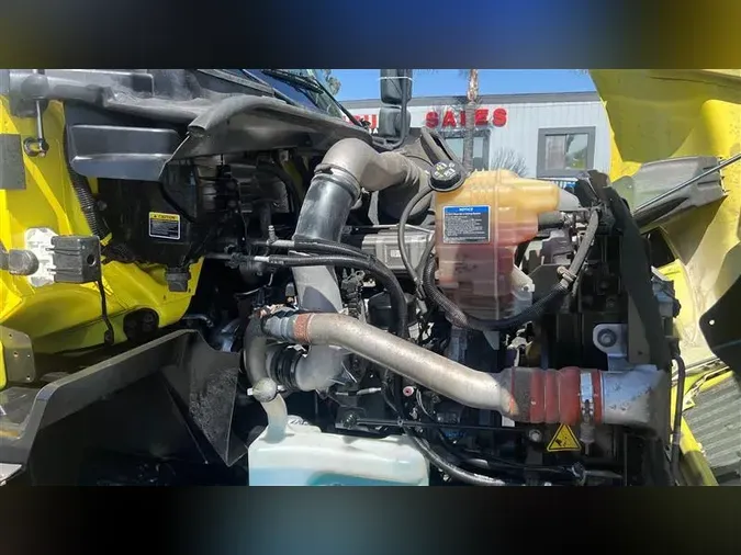 2019 INTERNATIONAL RH613