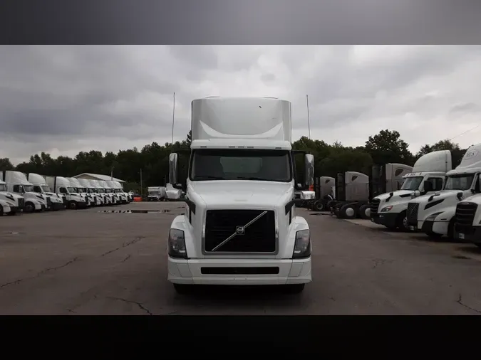 2018 Volvo VNL300