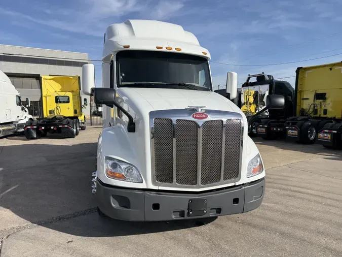 2021 Peterbilt 579