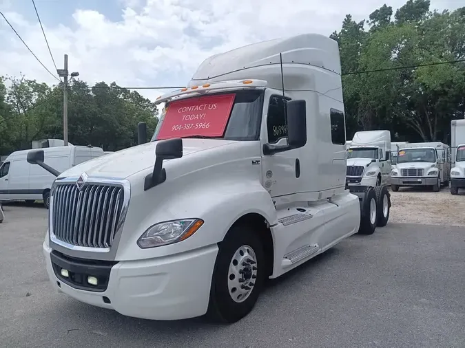 2019 NAVISTAR INTERNATIONAL LT625 SLPR CAB