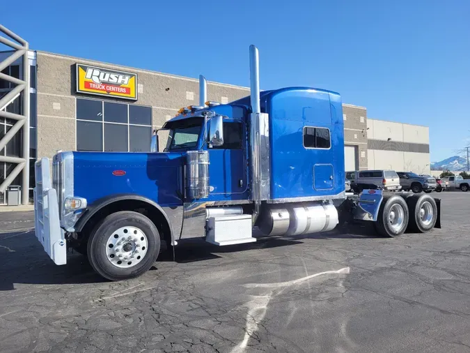 2019 Peterbilt 389