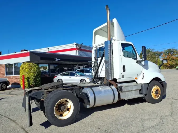 2021 NAVISTAR INTERNATIONAL LT625 DAYCAB S/A