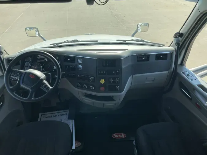 2021 Peterbilt 579