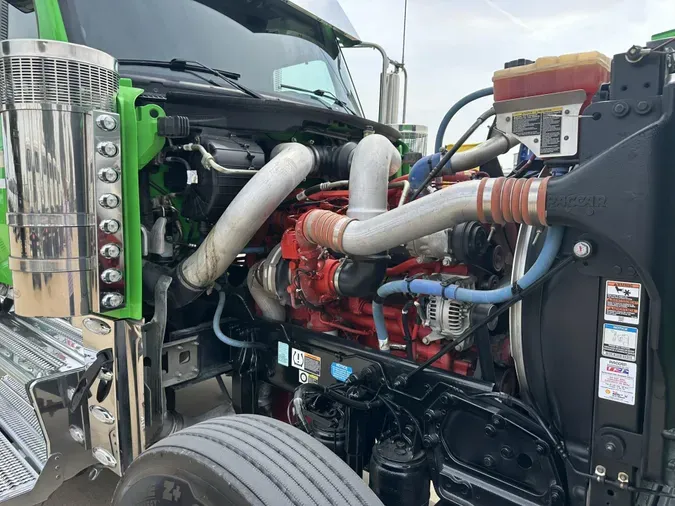 2025 Peterbilt 589c6fbc8e76883dc526f4230af53e5475d