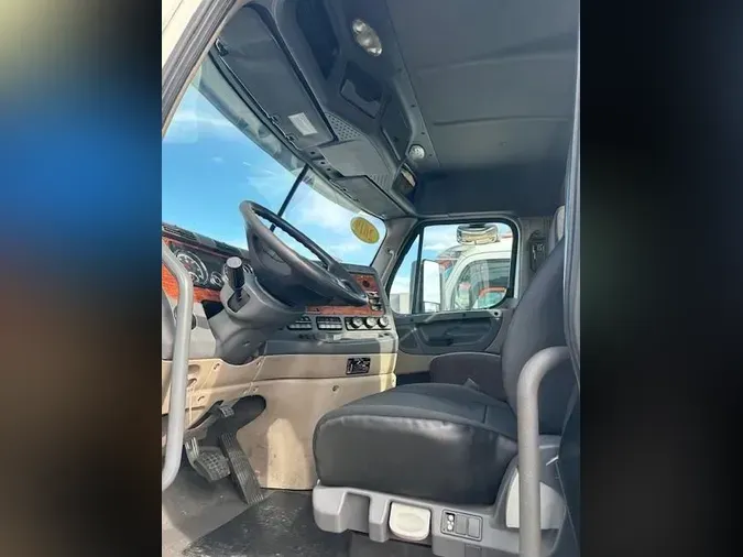 2019 Freightliner Cascadia