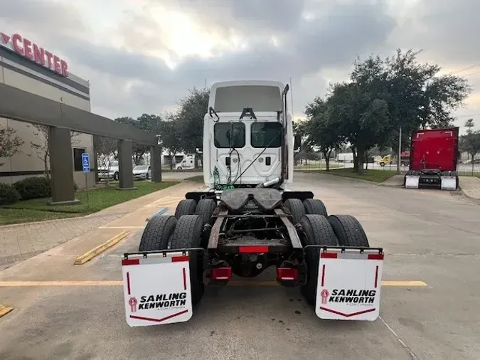 2013 Freightliner Cascadia