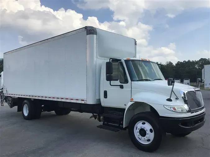 2019 INTERNATIONAL 4300