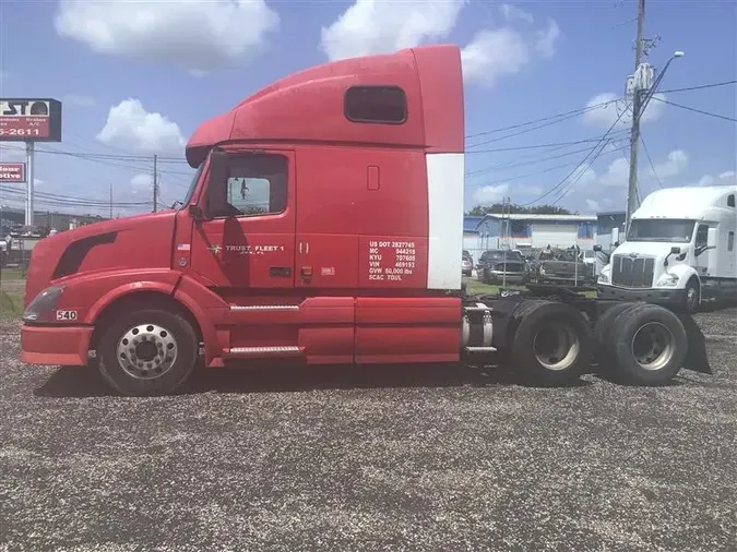 2007 VOLVO VNL670