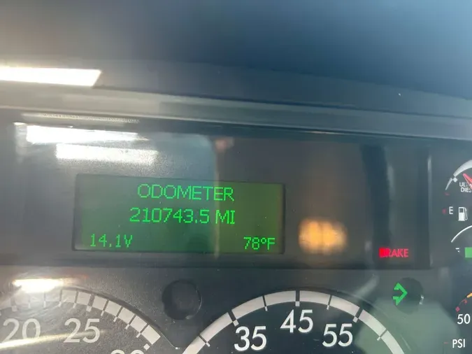 2020 FREIGHTLINER/MERCEDES M2 106