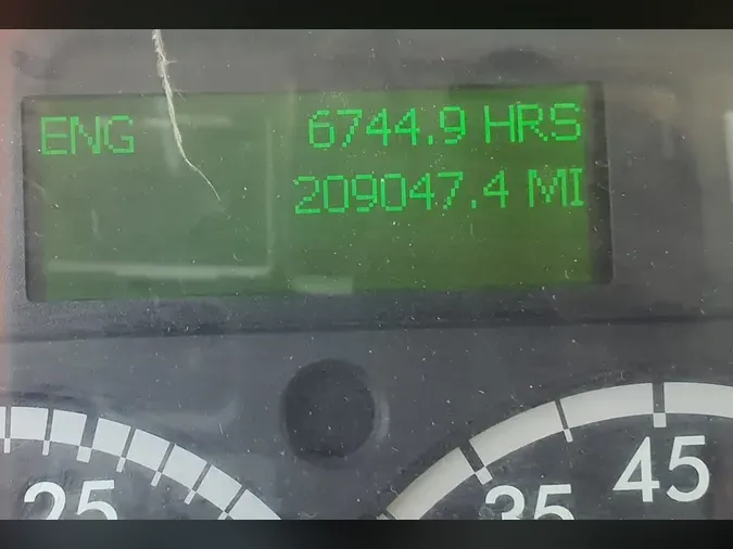 2016 FREIGHTLINER M2 106