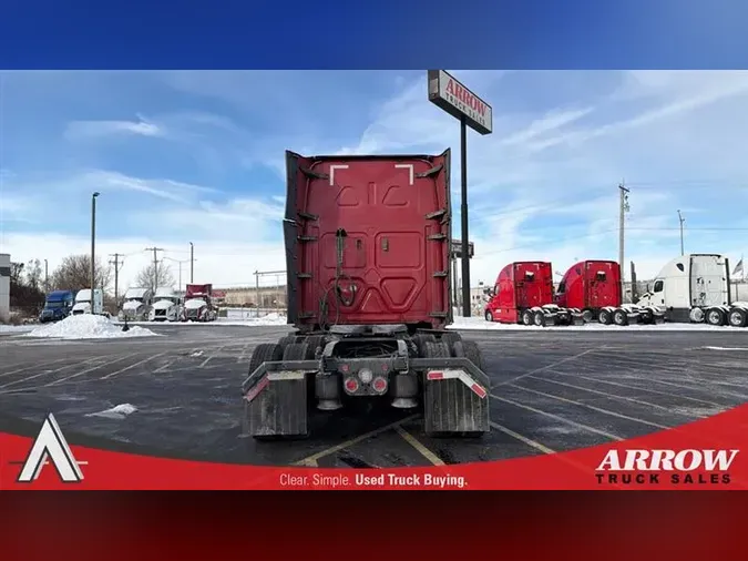 2021 FREIGHTLINER CA126