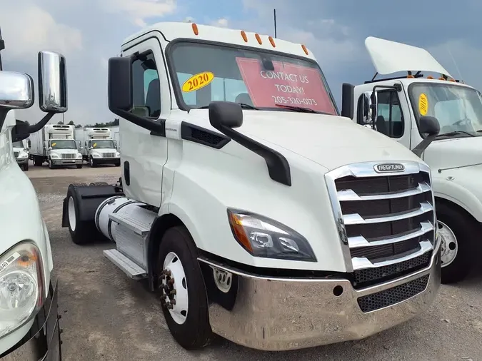 2020 FREIGHTLINER NEW CASCADIA 116