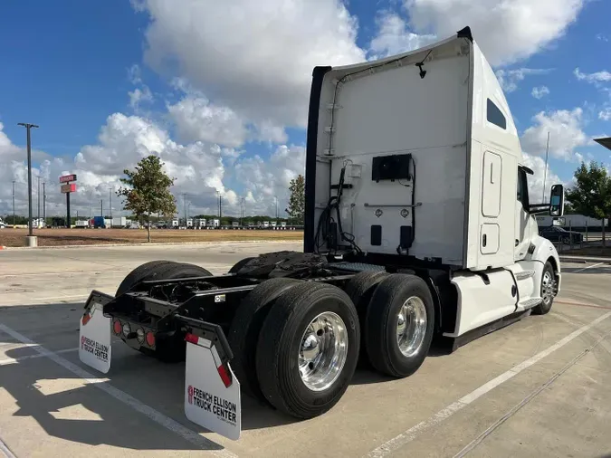 2022 Kenworth T680