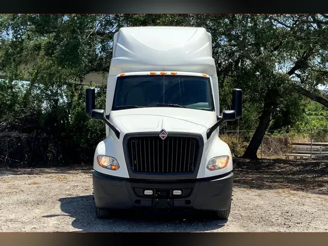2021 INT LT625 6x4
