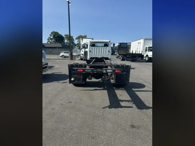 2014 FREIGHTLINER/MERCEDES M2 106